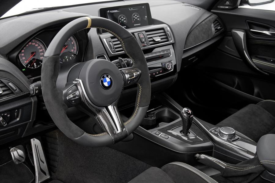 Интерьер BMW M2 M Performance Parts Concept (F87) 2018 года  (фото 23 из 28)